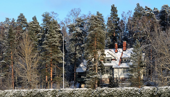 New Jersey Home In Winter